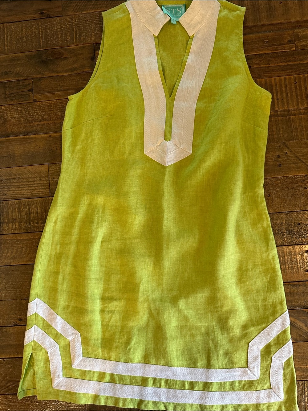 Sail To Sable STS Green with White Trim Classic Tunic Dress Size Medium NWOT